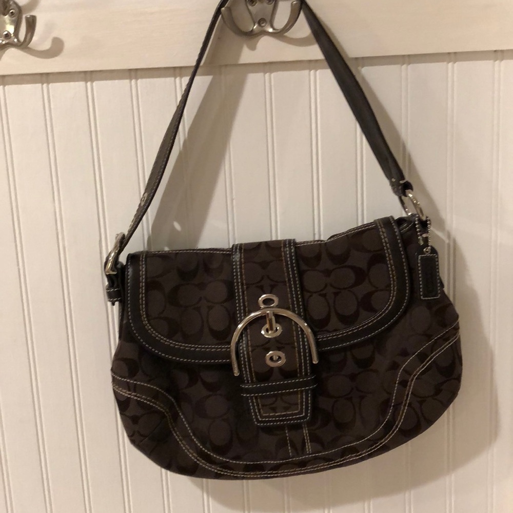 Women’s Brown coach shoulder bag